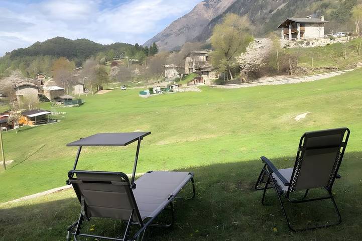 Appartamento intero, Bergoase giardino appartamento vacanze Poira Vero in Mello, Alpi del Bernina