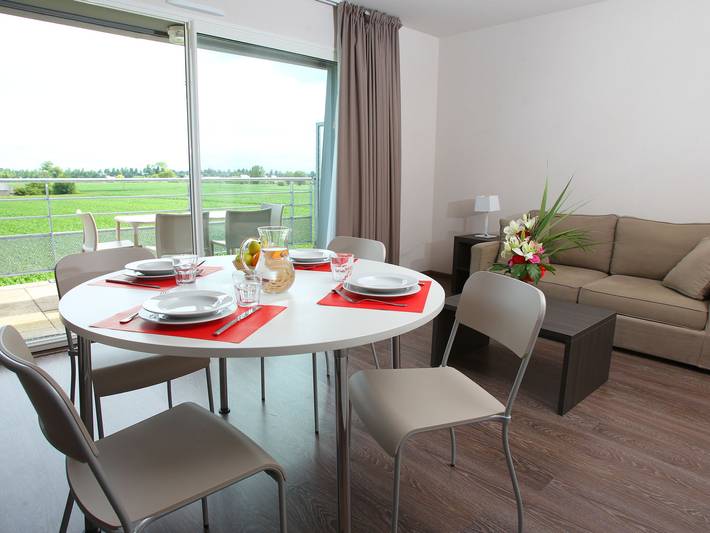 Gîte pour 4 personnes, avec balcon/terrasse et piscine à Roz-sur-Couesnon - 2