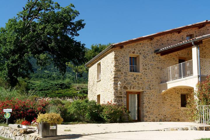 Gîte pour 2 personnes, avec Terrasse et Jardin