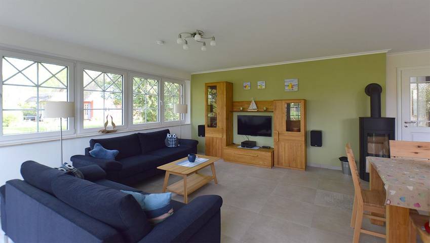 Ferienhaus für 9 Personen, mit Terrasse und Sauna in Prerow - 2