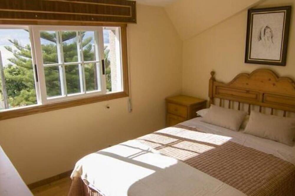 House Playa De Cesantes. in Redondela, Rías Baixas