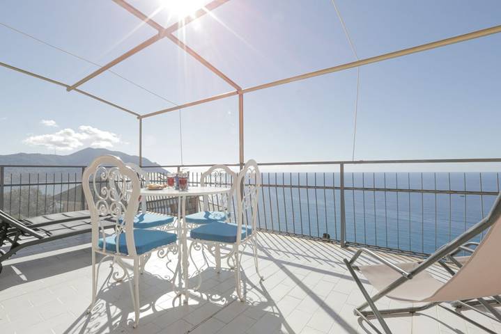 Gîte pour 6 personnes, avec Balcon/Terrasse ainsi que Jardin et Sauna à Sori - 2