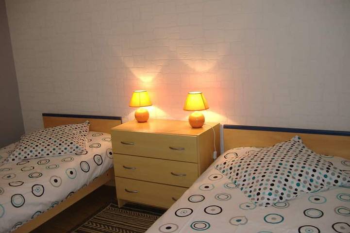 Gîte pour 6 personnes, avec jardin, animaux acceptés à Kerlaz - 3