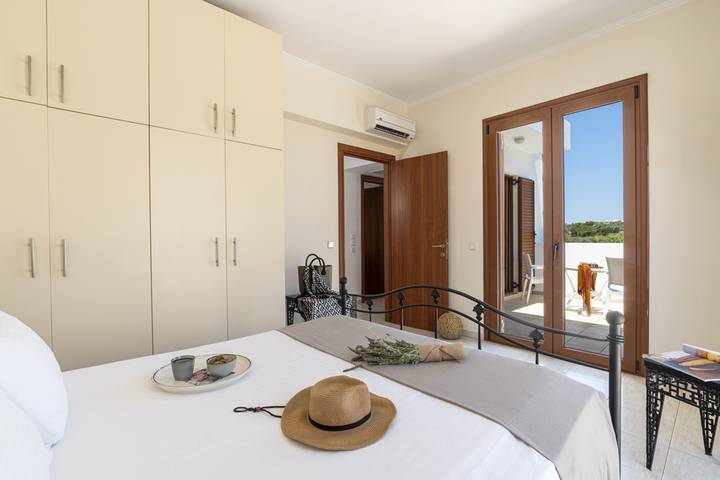 Villa für 8 Personen, mit Pool und Terrasse sowie Garten auf Rhodos