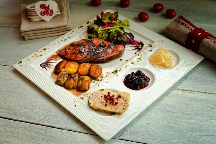 Hôtel pour 4 personnes, avec vue ainsi que piscine et jardin, animaux acceptés à Amou - 3