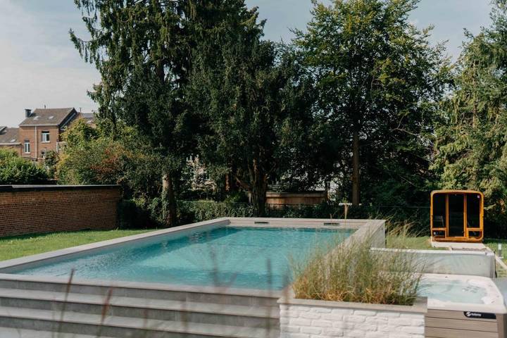 Hôtel pour 2 personnes, avec Terrasse et Jacuzzi ainsi que Jardin et Piscine dans Heusy