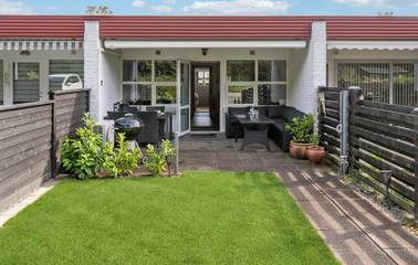 Ferienhaus für 4 Personen, mit Terrasse und Garten in Kelstrup Strand