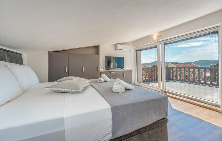 Ferienwohnung für 3 Personen, mit Terrasse und Garten, mit Haustier in Biograd na Moru - 4