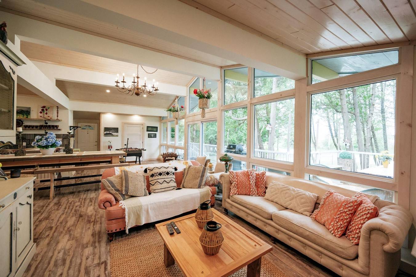 Bright   Spacious Chalet on Lake Huron - Private in Tobermory (Ontario)