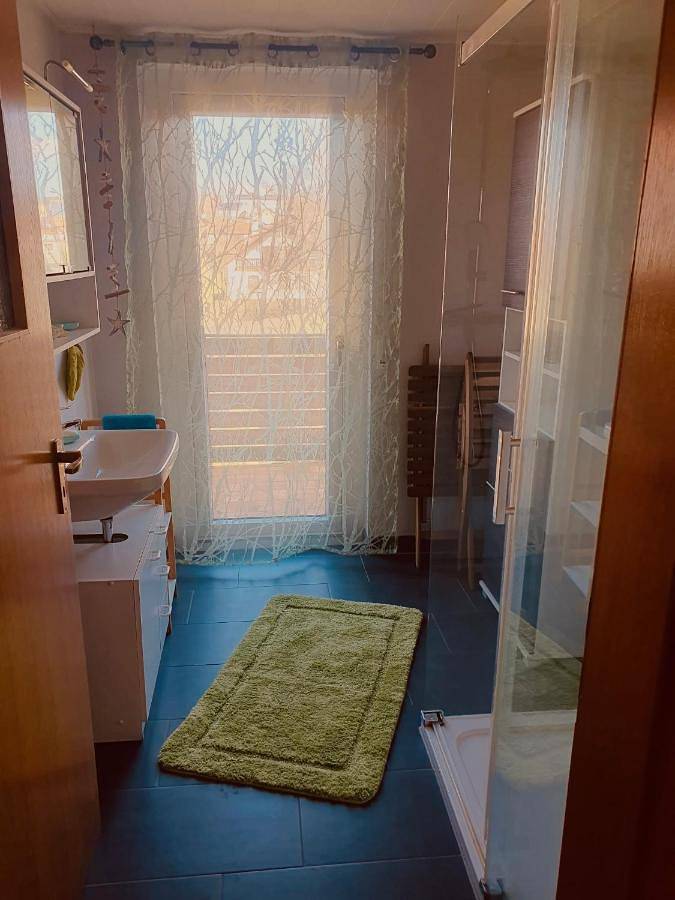 Ganze Wohnung, Ferienwohnung Sulzfeld - Liebevoll eingerichtete Ferienwohnung in Sulzfeld im Grabfeld in Sulzfeld, Rhön-Bayern