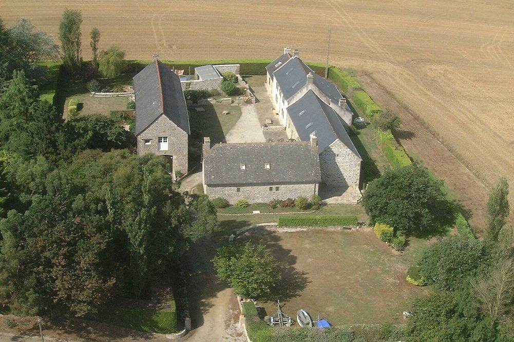 Gîte 2   gîte rural en finistère in Plonévez-Porzay, Région de Châteaulin