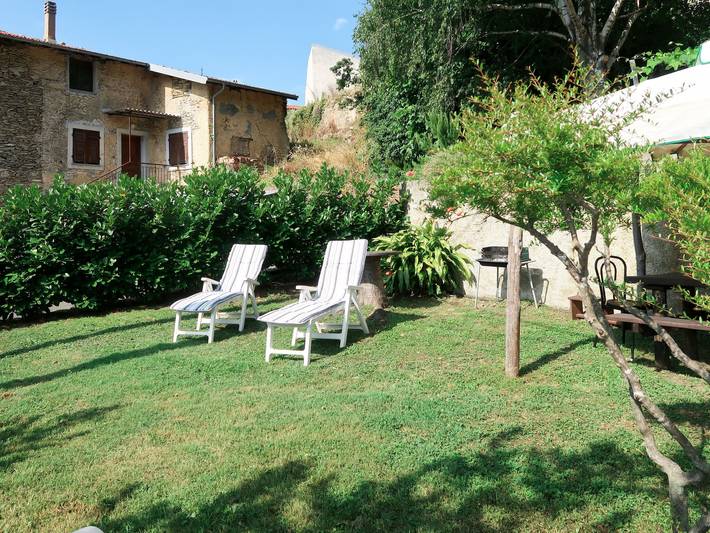 Apartamento de vacaciones para 4 personas, con jardín además de vistas y terraza - 1