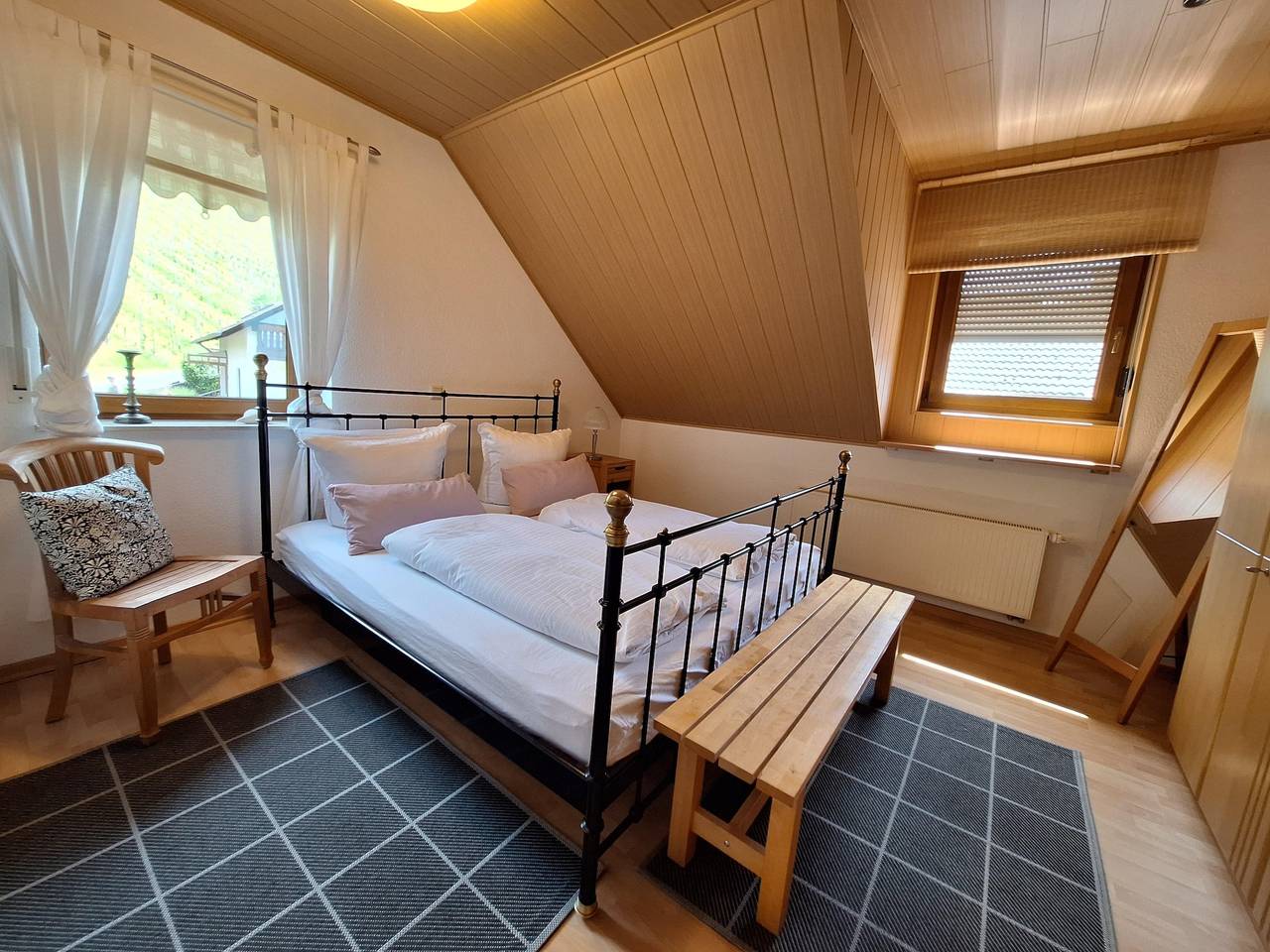Ganze Ferienwohnung, Ferienwohnung mit Balkon in Alken, Osteifel