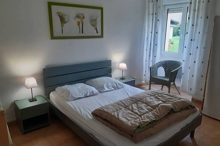 Gîte pour 4 personnes, avec terrasse et jardin dans Yonne - 2