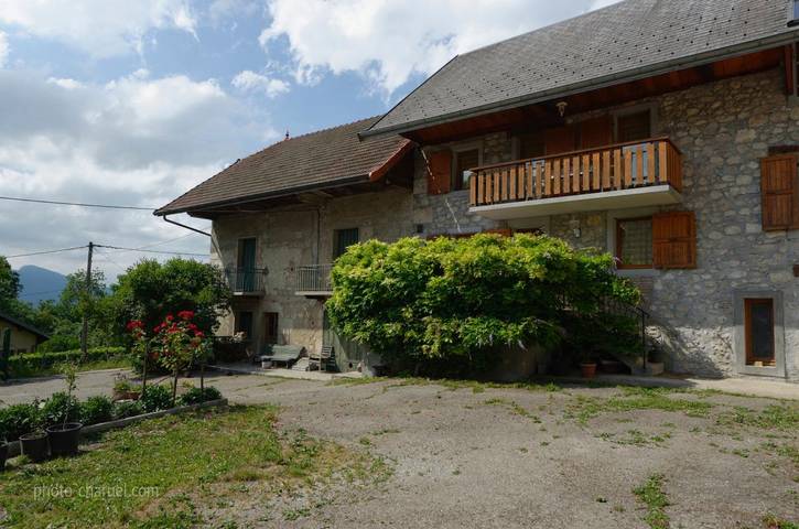Gîte pour 4 personnes, avec balcon à Mouxy