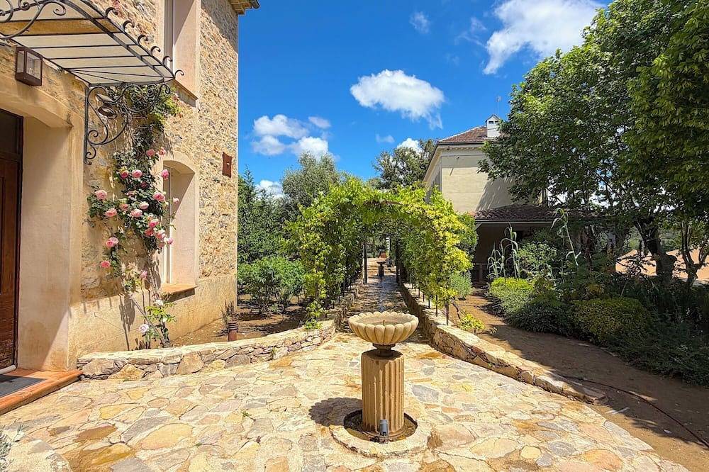 Domaine D'argens in Le Thoronet, Région de Draguignan