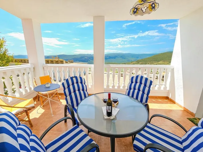 Casa de vacaciones para 8 personas, con vistas y balcón - 1