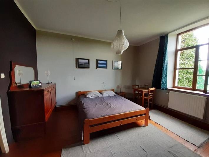 Location de vacances pour 2 personnes, avec sauna ainsi que jardin et terrasse, animaux acceptés à Chiny - 2