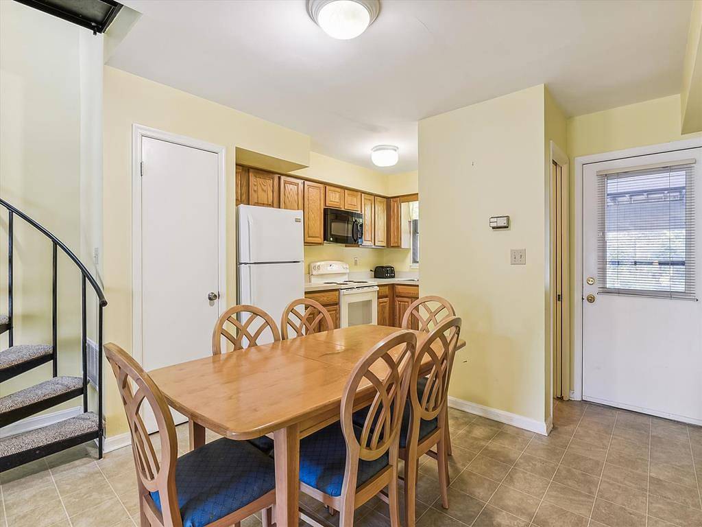 Ganze Wohnung, 39801 Sourwoods Drive, Unit 20 in Sea Colony, Middlesex Beach