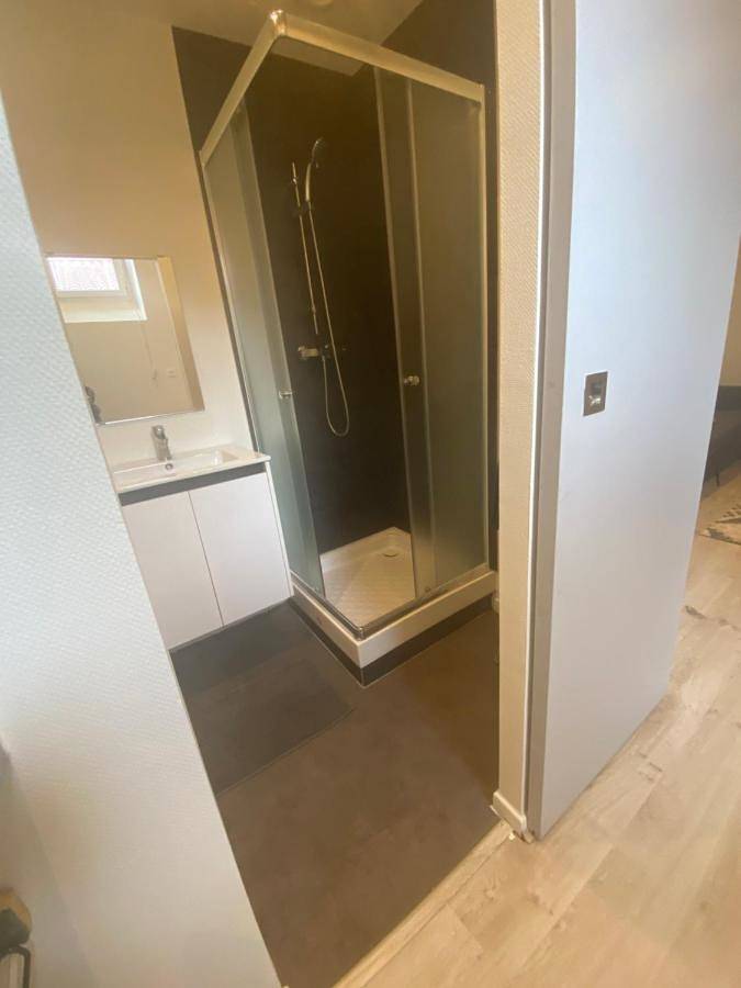 Appartement entier, One-Bedroom Apartment in Royat, Parc naturel régional des Volcans d'Auvergne