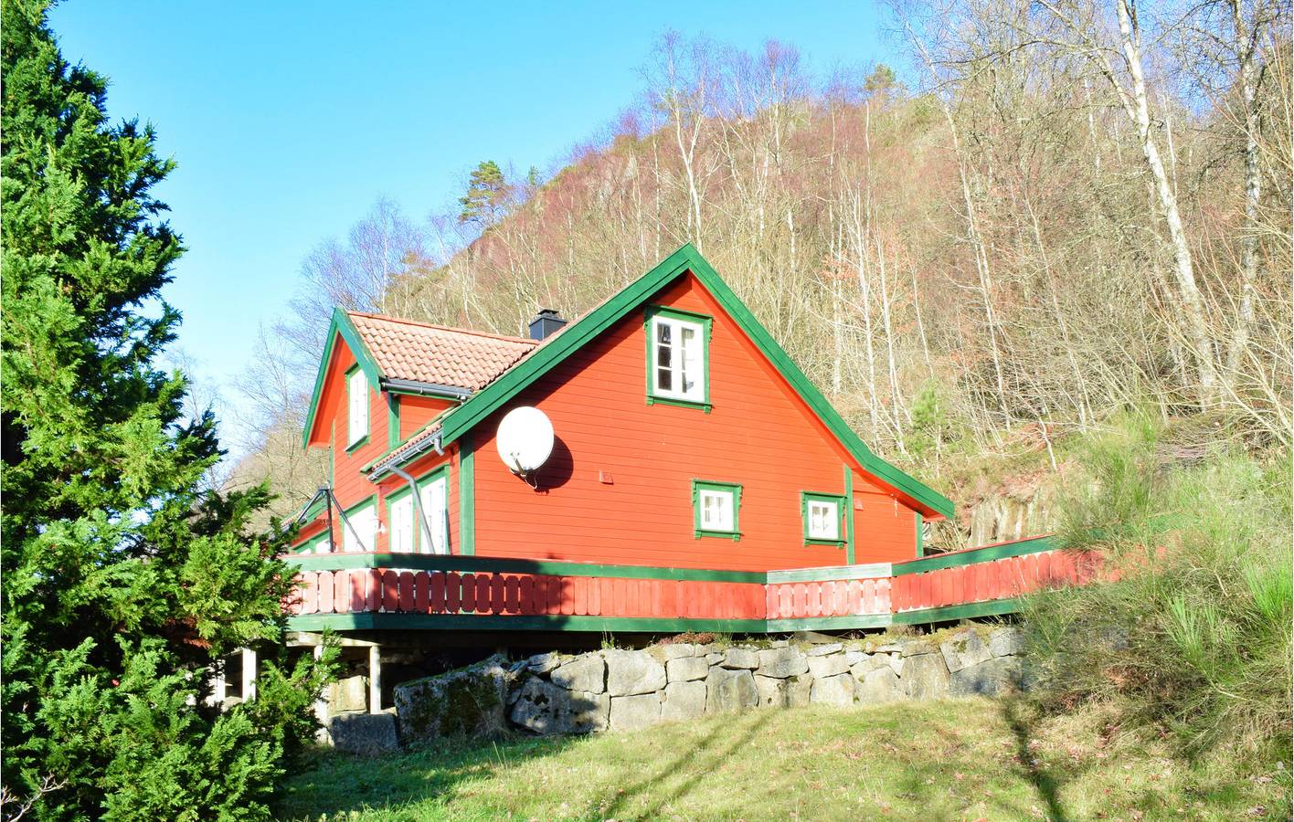 Ferienhaus für 8 Personen mit Terrasse in Lyngdal