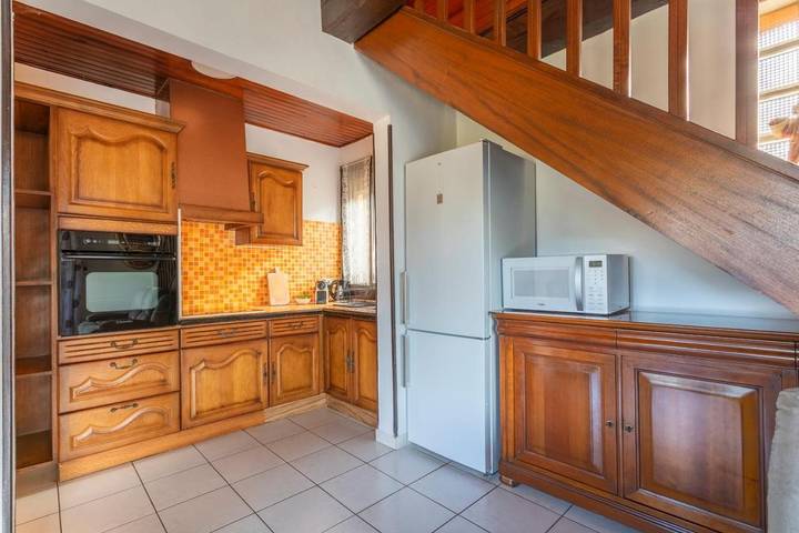 Location de vacances pour 6 personnes, avec piscine ainsi que jardin et vue à Roquevaire - 3