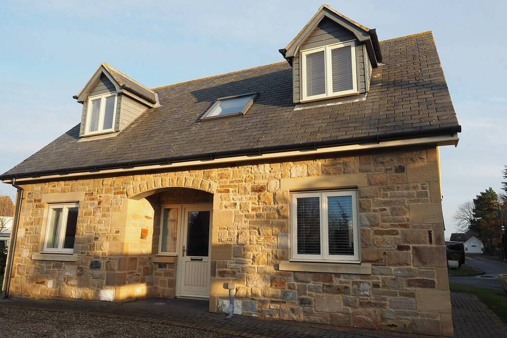 Holy Island ist nur 5 Minuten von diesem hervorragend ausgestatteten Ferienhaus entfernt. in Northumberland