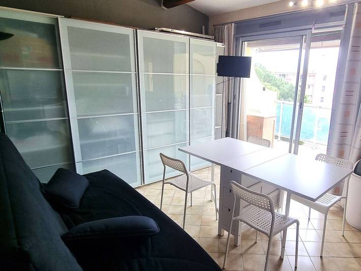 Appartement de vacances pour 6 personnes, avec Terrasse et Jardin ainsi que Bassin pour enfant et Piscine
