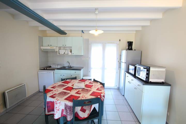 Gîte pour 5 personnes, avec jardin et terrasse à Siouville-Hague - 4