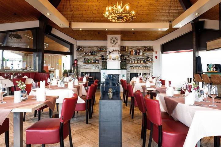 Luxus-Ferienhaus für 4 Personen, mit Garten und Pool