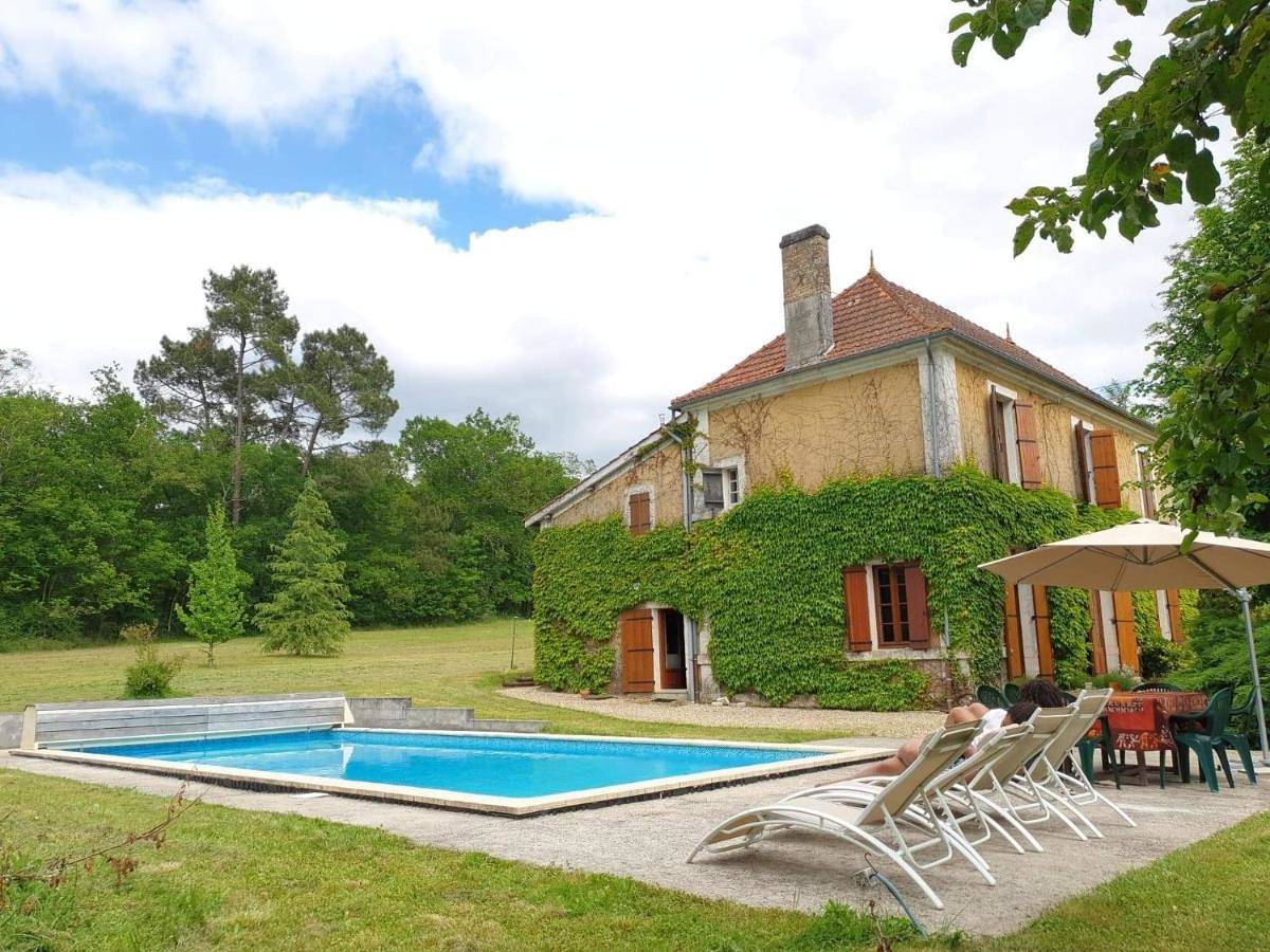 Le Maine au bois in Saint-Vallier, Charente
