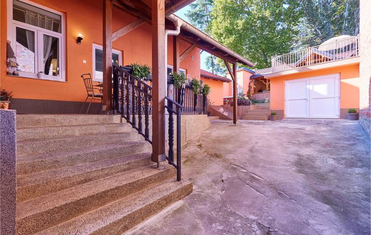 Gemütliche 2-Zimmer-Wohnung mit Terrasse in der Nähe des Stadtzentrums von Daruvar in Bjelovar-Bilogora
