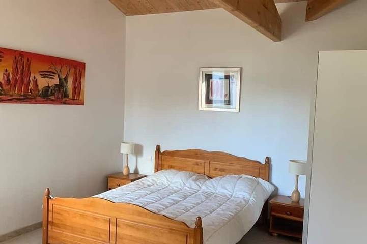 Location de vacances pour 6 personnes, avec terrasse et jardin, animaux acceptés dans Plage Du Gros Jonc Le Bois Plage En Re - 2