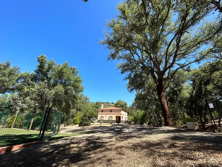 Maison de vacances pour 6 personnes, avec jardin ainsi que vue et piscine - 1