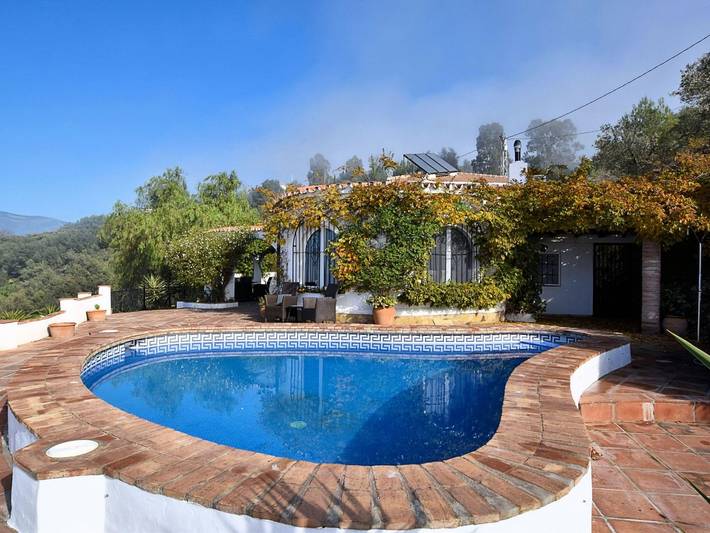 Chalet para 6 personas, con piscina además de jardín y terraza - 1