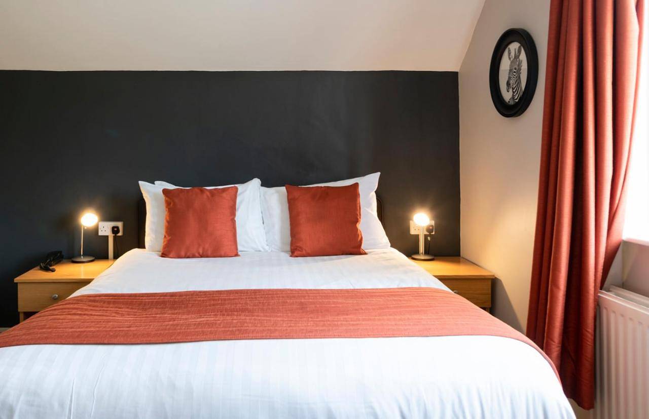 Pettifers Freehouse Hotel in Wiltshire