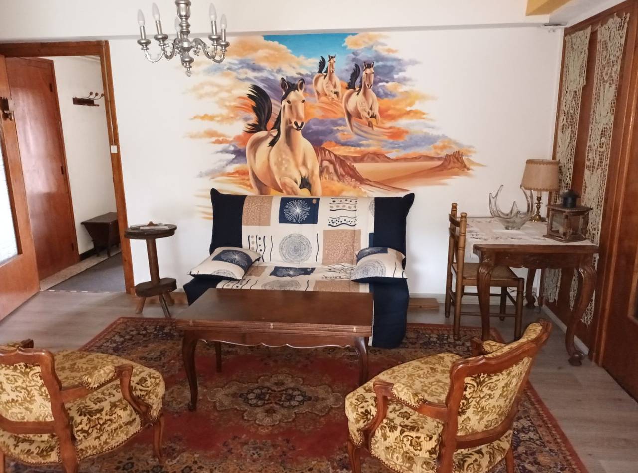 Gite Villa Rose Garden in Craponne-sur-Arzon, Parc Naturel Régional Livradois-Forez