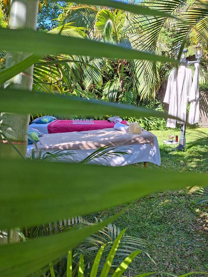 Chambre d’hôte pour 2 personnes, avec piscine et jardin ainsi que jacuzzi et bassin pour enfant à Le Tampon (Réunion) - 2