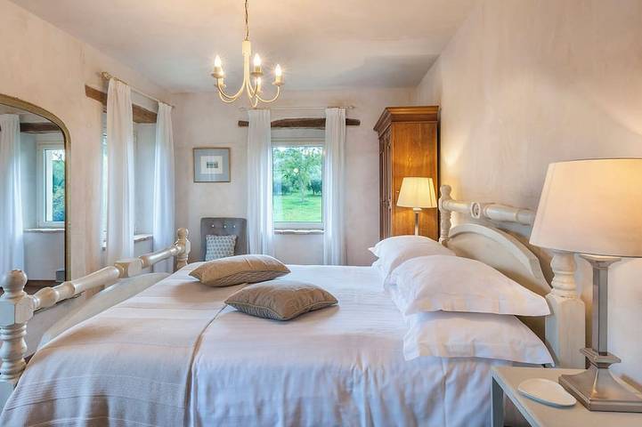 Casa Sant'Elia 7+3, Emma Villas in Filottrano, Provincia di Ancona