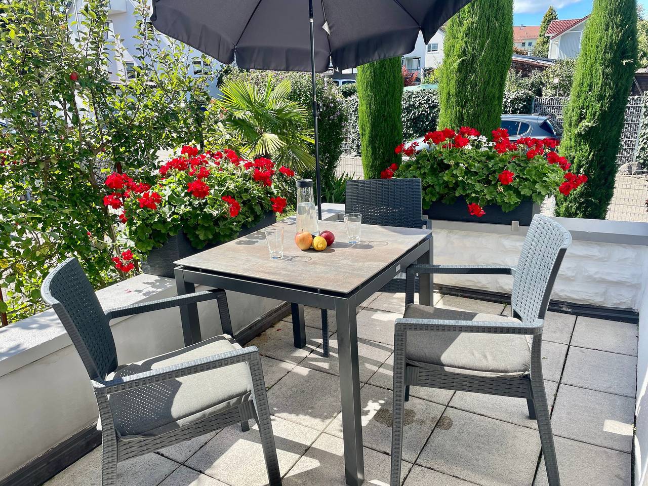 Ganze Wohnung, Ferienwohnung 'Bodensee' mit Garten, Balkon und Wi-Fi in Friedrichshafen, Region Bodensee-Oberschwaben