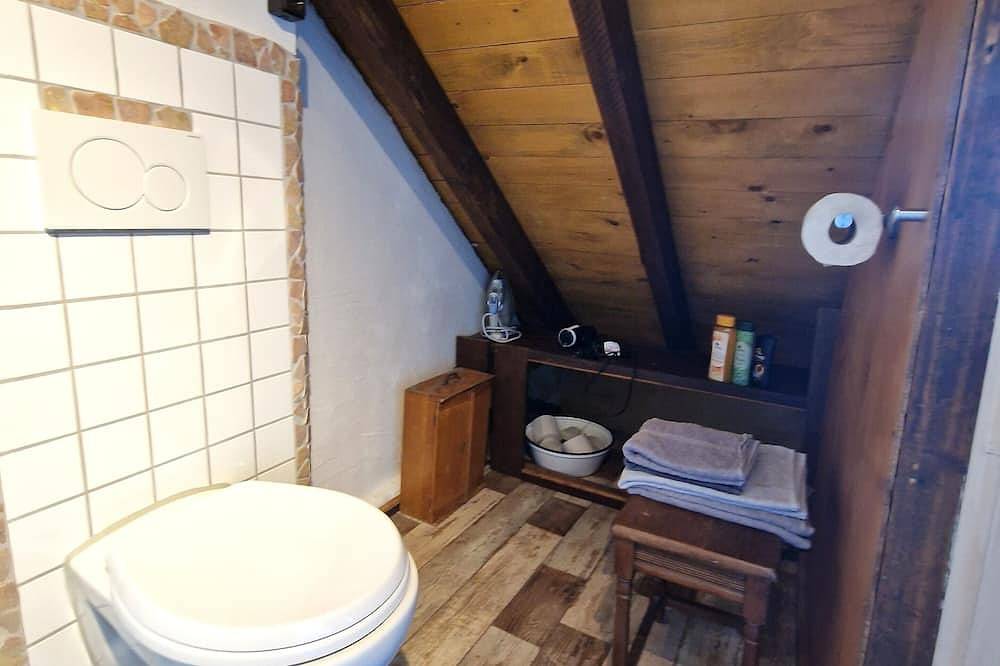 Romantic roof studio/loft 2-4 persons, Bergische Oase, up to 4 pers. in Solingen, Bergisch region