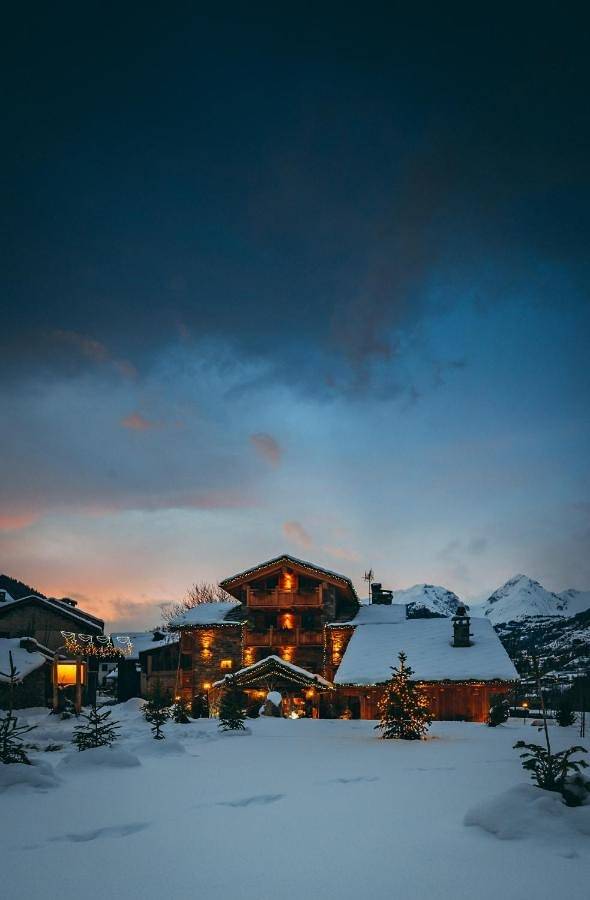 Chambre d’hôte pour 2 personnes, avec Terrasse et Jacuzzi ainsi que Jardin et Sauna