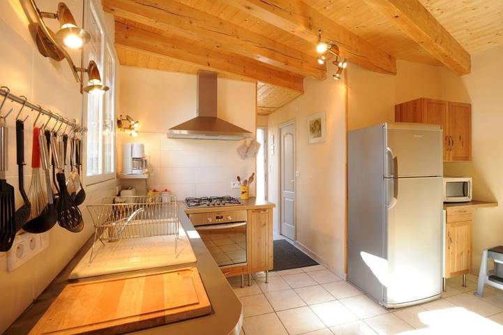 Location de vacances pour 6 personnes, avec Balcon et Terrasse ainsi que Jardin et Vue à Jujols - 2