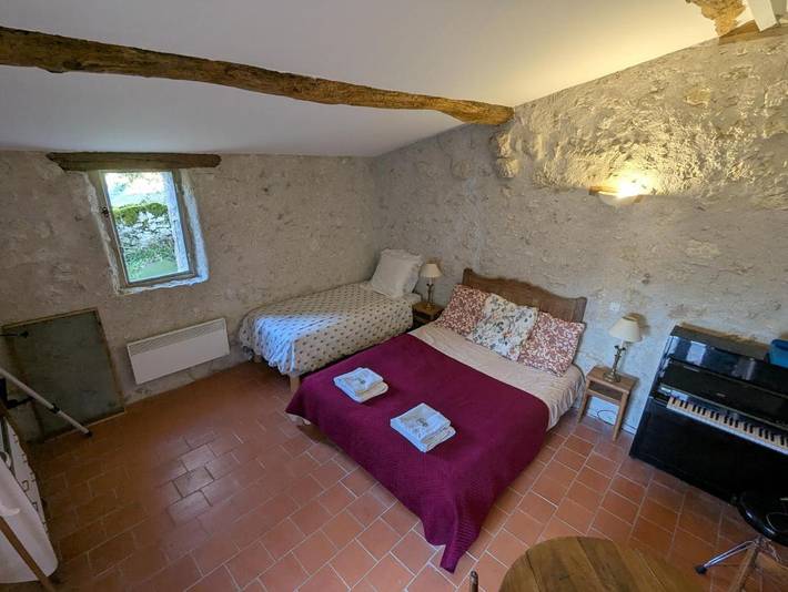 Gîte pour 3 personnes, avec terrasse et jardin à Saint-Mézard