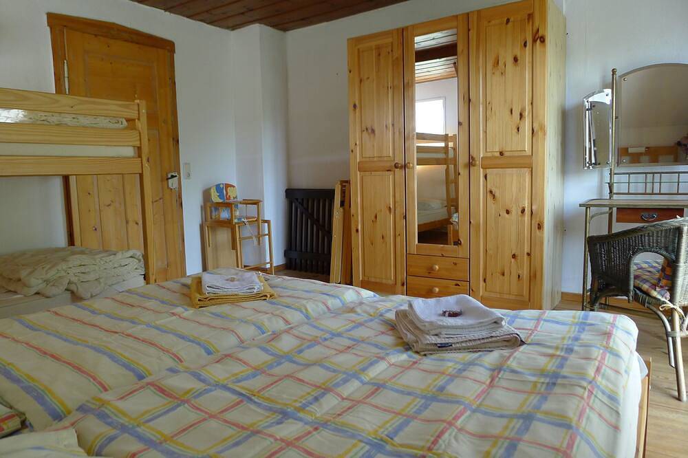 Ganze Wohnung, Ferienwohnung im Haus Seemannsruh in Jonsdorf in Jonsdorf, Zittauer Gebirge