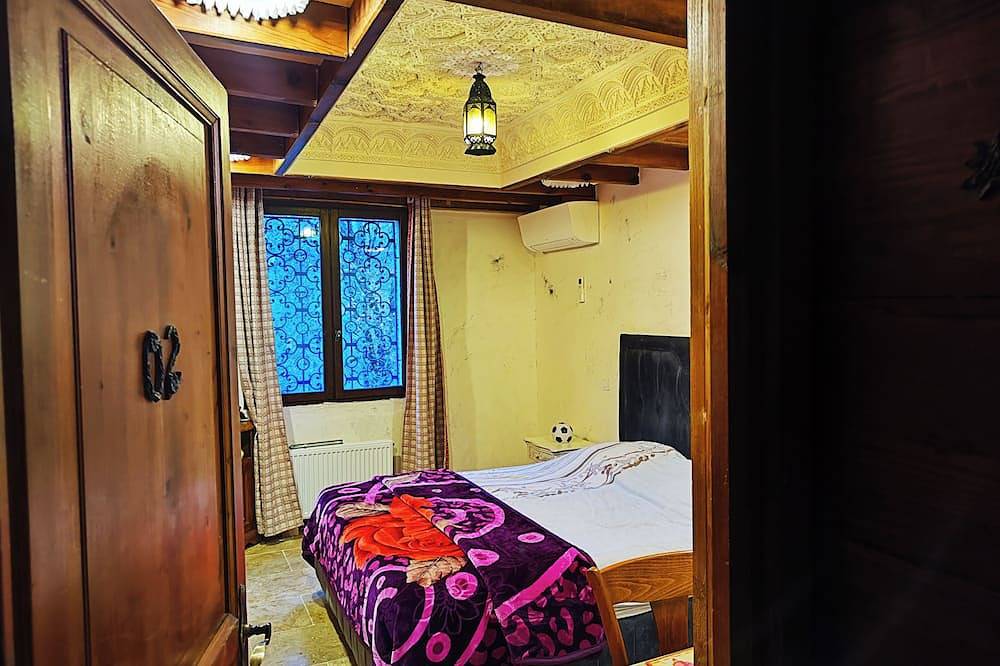 Villa Dordogne tussen Souillac -Sarlat Verwarmd zwembad/airconditioning in Souillac, Lot
