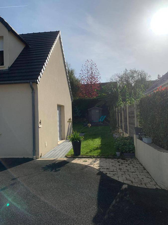 Location de vacances pour 2 personnes, avec jardin à La Suze-sur-Sarthe - 2