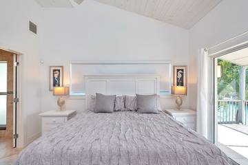 Vacation House for 14 Guests in Monroe County, Picture 1