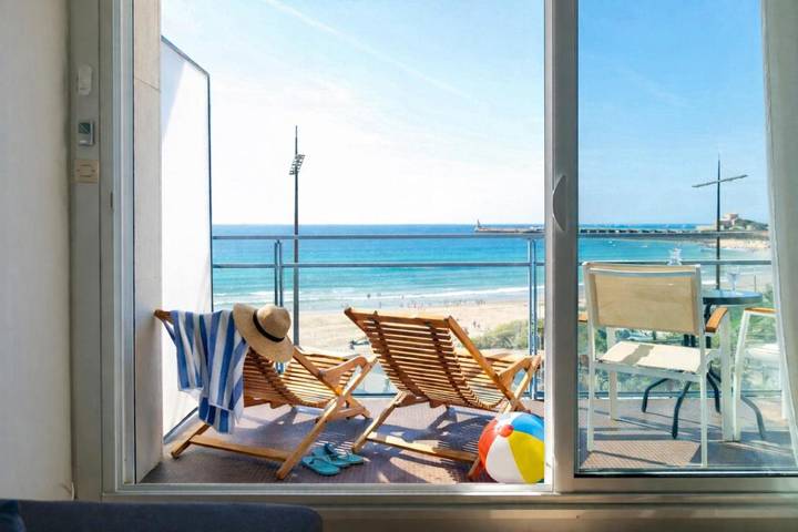 Gîte pour 5 personnes, avec balcon dans Casino Des Atlantes Les Sables