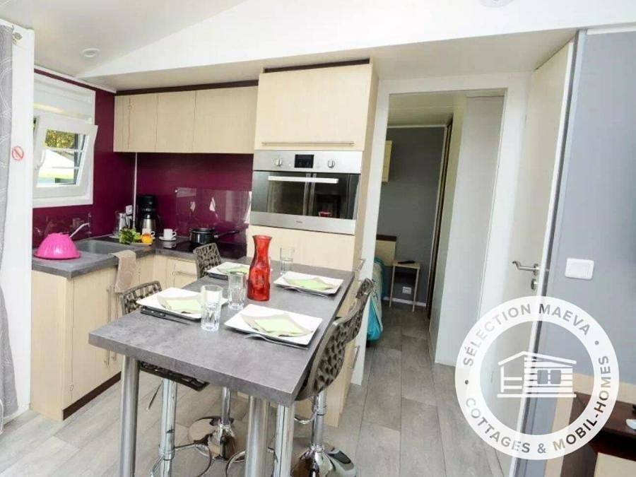 Camping Tikayan Domaine du Golfe de Saint Tropez - Mobile home 6 persons - Mobile-home Alabama Confort 3 Rooms 4/6 People Air-conditioned + Tv 2 bathrooms in Grimaud, Mediterranean Coast (France)
